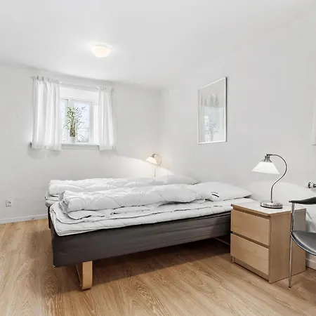 11 Bedroom Pet Friendly In Rønde