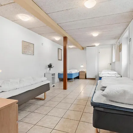 11 Bedroom Pet Friendly In Rønde