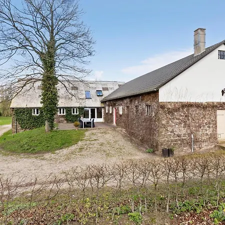 11 Bedroom Pet Friendly In * Rønde