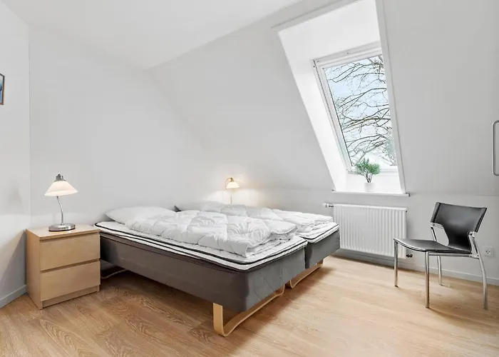펜션 11 Bedroom Pet Friendly In Rønde