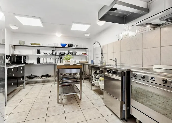 11 Bedroom Pet Friendly In * Rønde