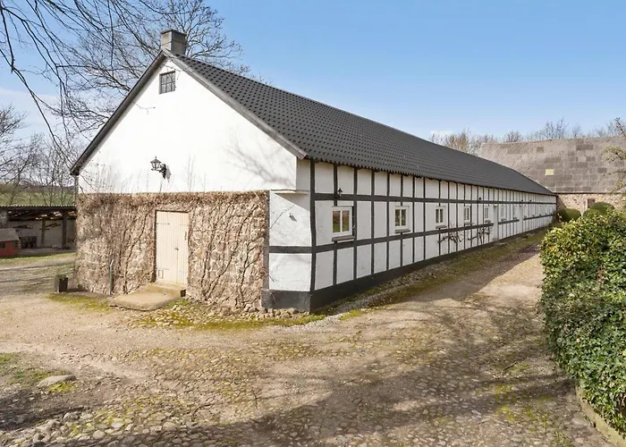 11 Bedroom Pet Friendly In * Rønde